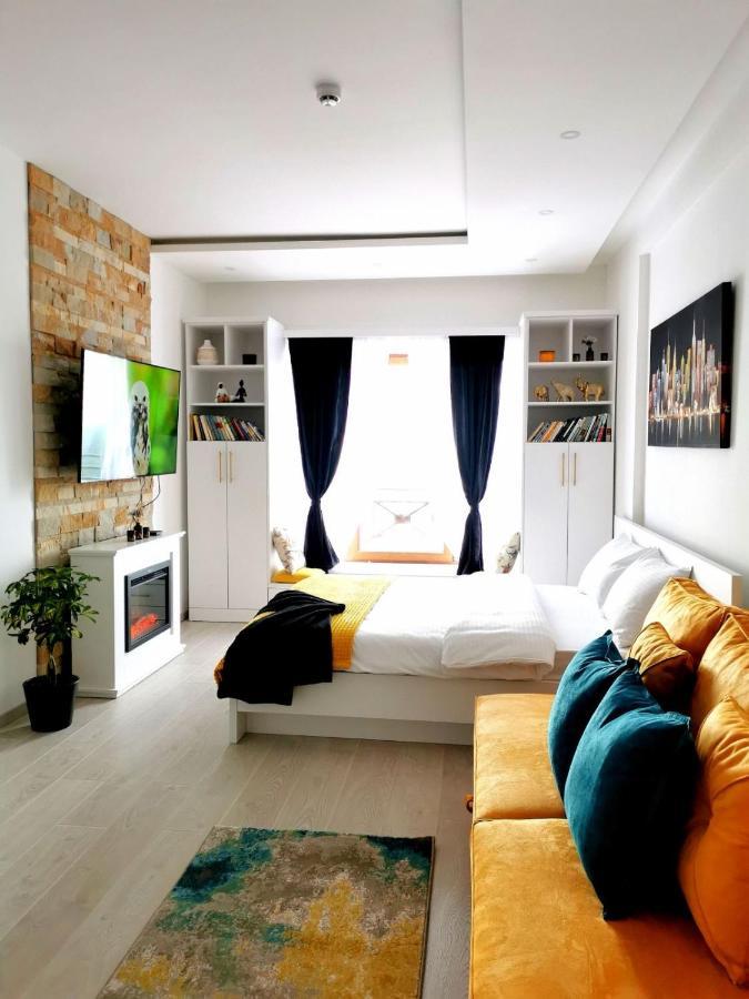 Golden Sky N Lux 57 Milmari &